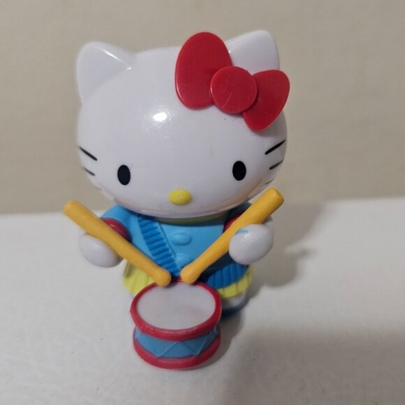 Hello Kitty Figurine Set Of 6 - Picture 4 of 10